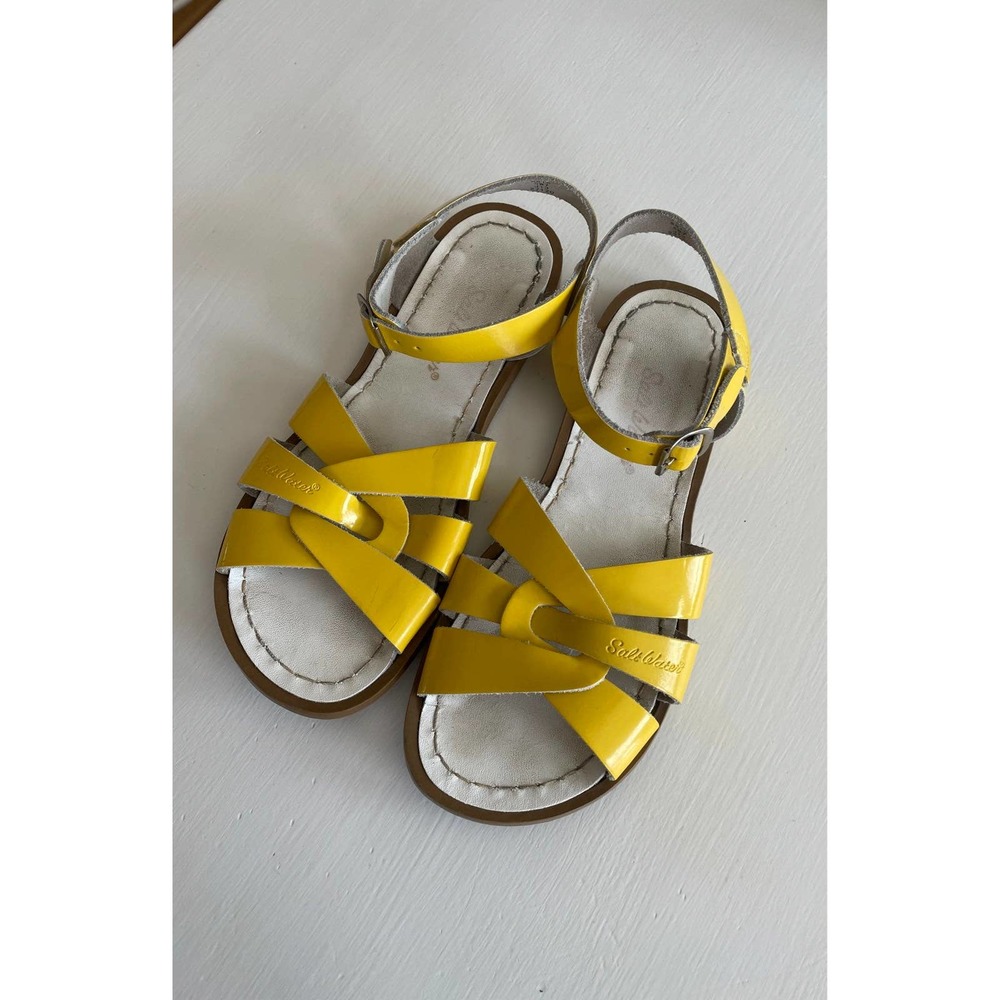 Salt Water Sandals size 5
